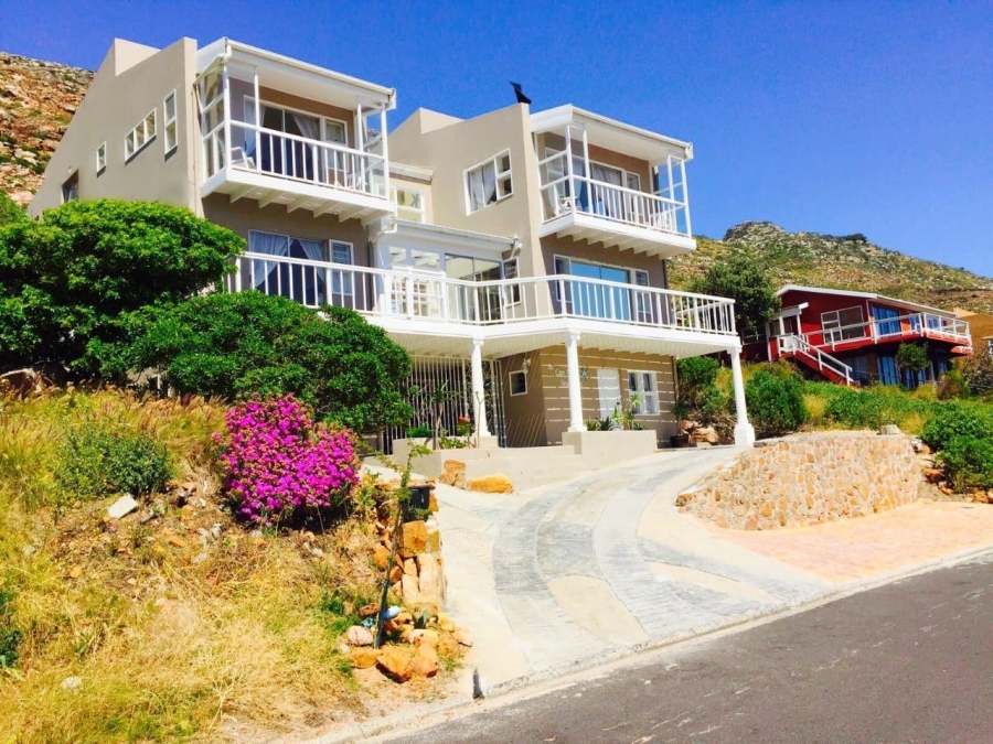 To Let 3 Bedroom Property for Rent in Fish Hoek Western Cape